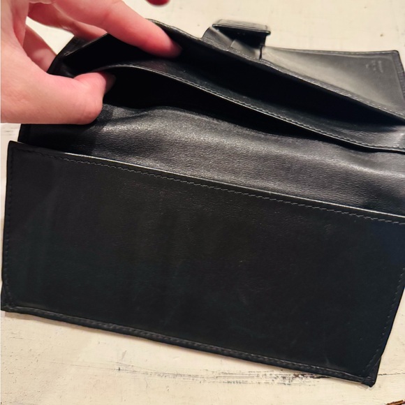 Gucci Black Embossed Wallet - Picture 8 of 10